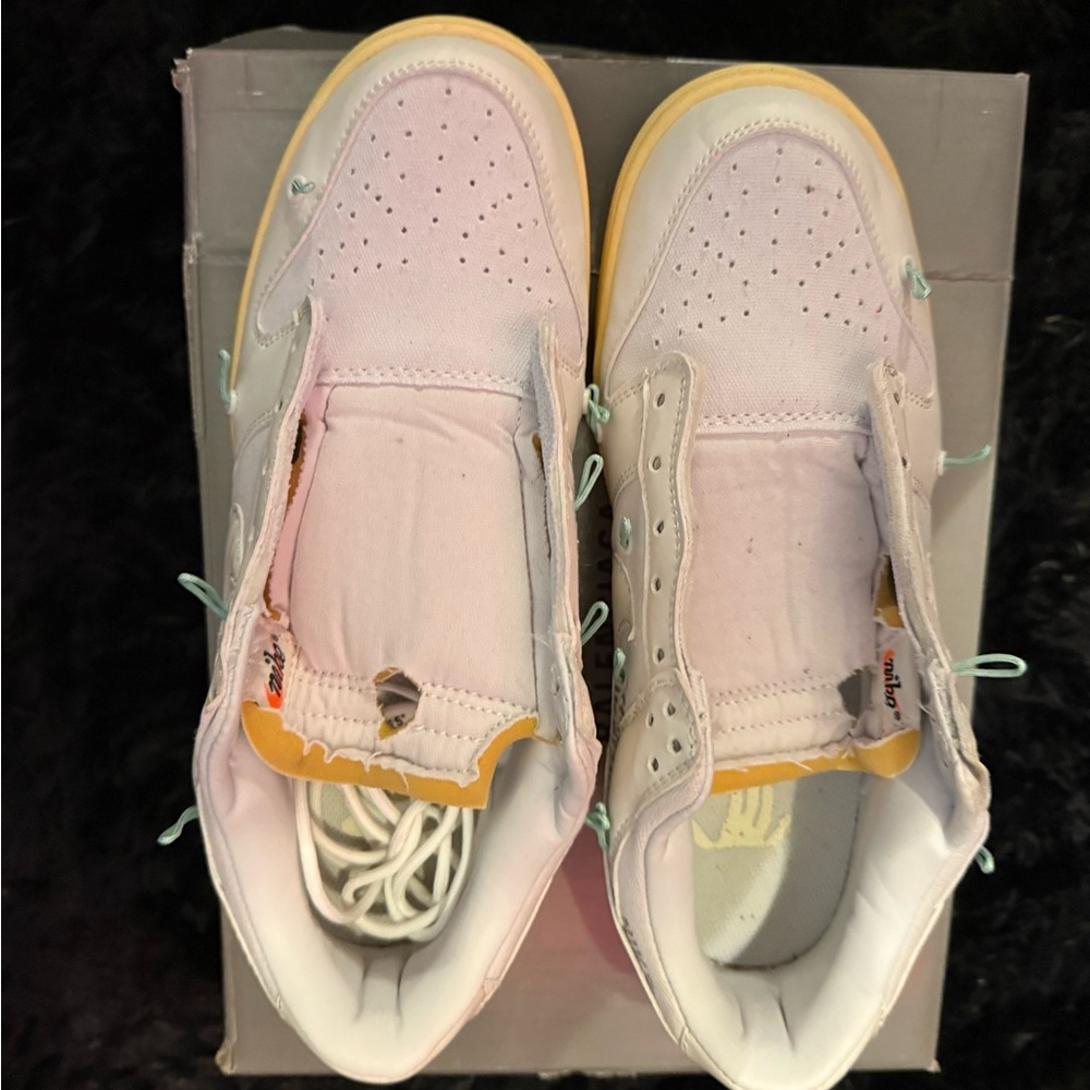 off white dunks - image 1